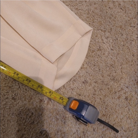 Vince Women’s Cross Front Jumpsuit Cream Size L Blouse One Piece V Neck - Picture 12 of 13